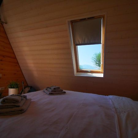 פורומבקו דה סוס Linistea Muntilor Chalet מראה חיצוני תמונה
