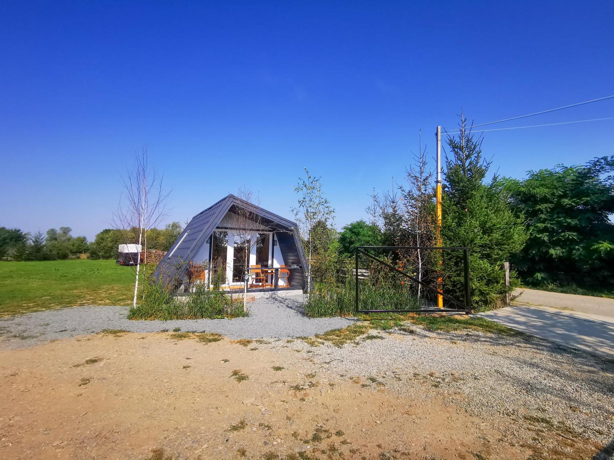 פורומבקו דה סוס Linistea Muntilor Chalet מראה חיצוני תמונה